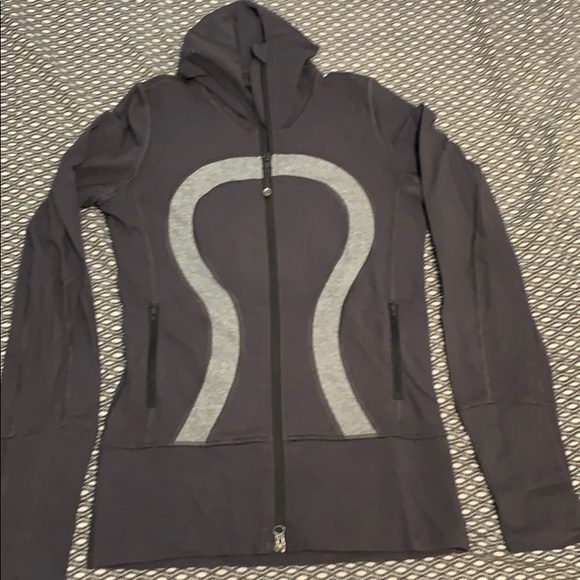 Lululemon sweater - Picture 3 of 4